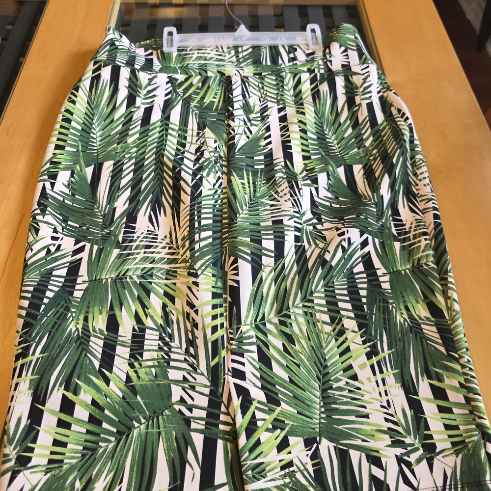 Thalia Sodi Green Leaf Print Pencil Skirt - Picture 2 of 6